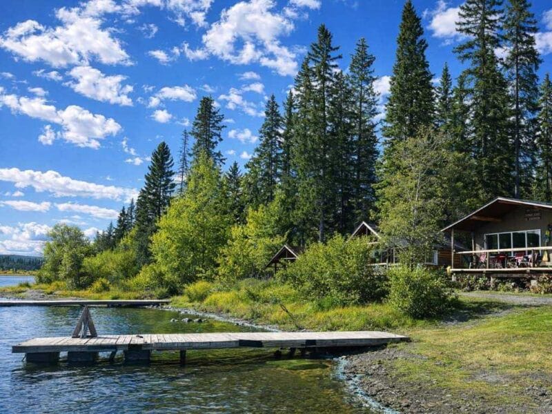 HiHium Lake Fishing Resort – Lakeside Fishing Resort, Canada