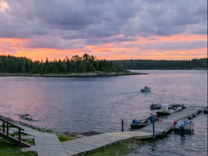 Oak Lake Lodge – Kenora, Ontario, Canada