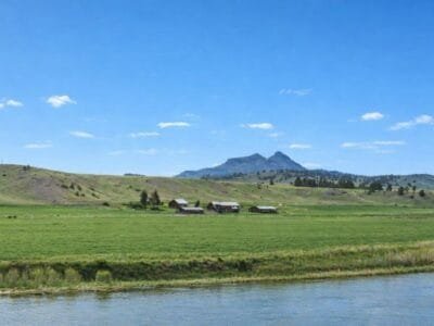 Missouri River Ranch – Montana Riverfront Fishing Retreat, USA